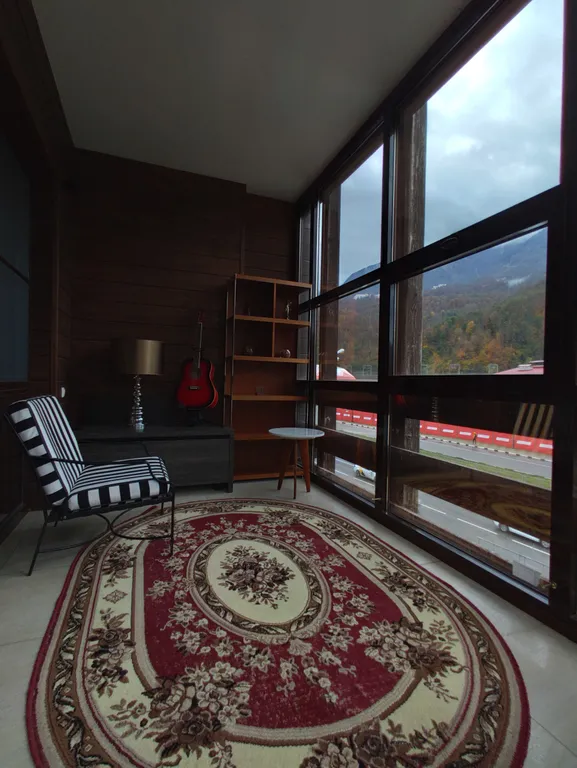 Gorky Kazino уютная квартира с видом на гору