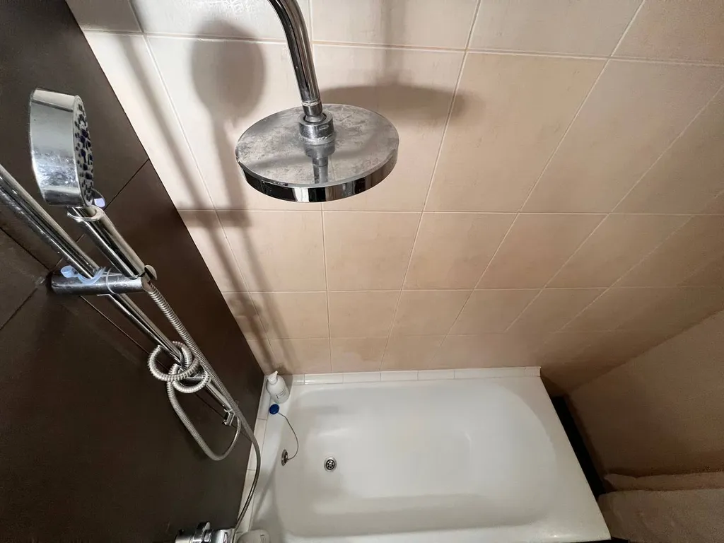 Квартира Студия центр уютная светлая, ТЦ Вояж, парковка, кафе, аквапарк, источник — Тюмень