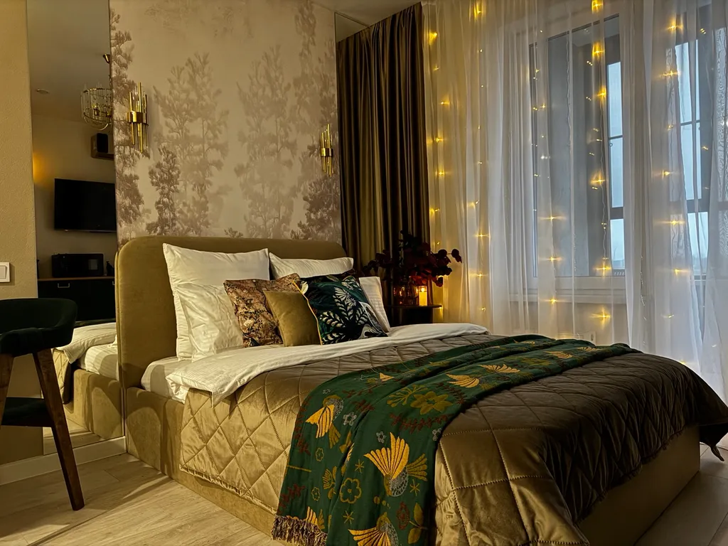 Квартира Дизайнерская студия в изумрудном цвете — аренда посуточно в Пенза