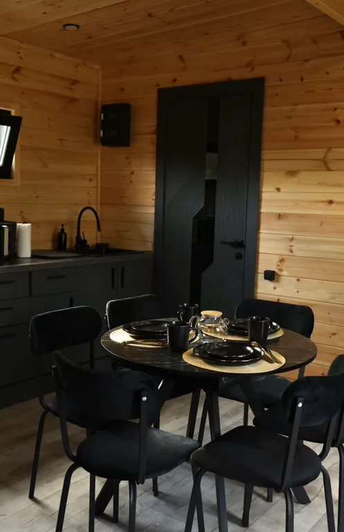 Стильный загородный домик в стиле Black