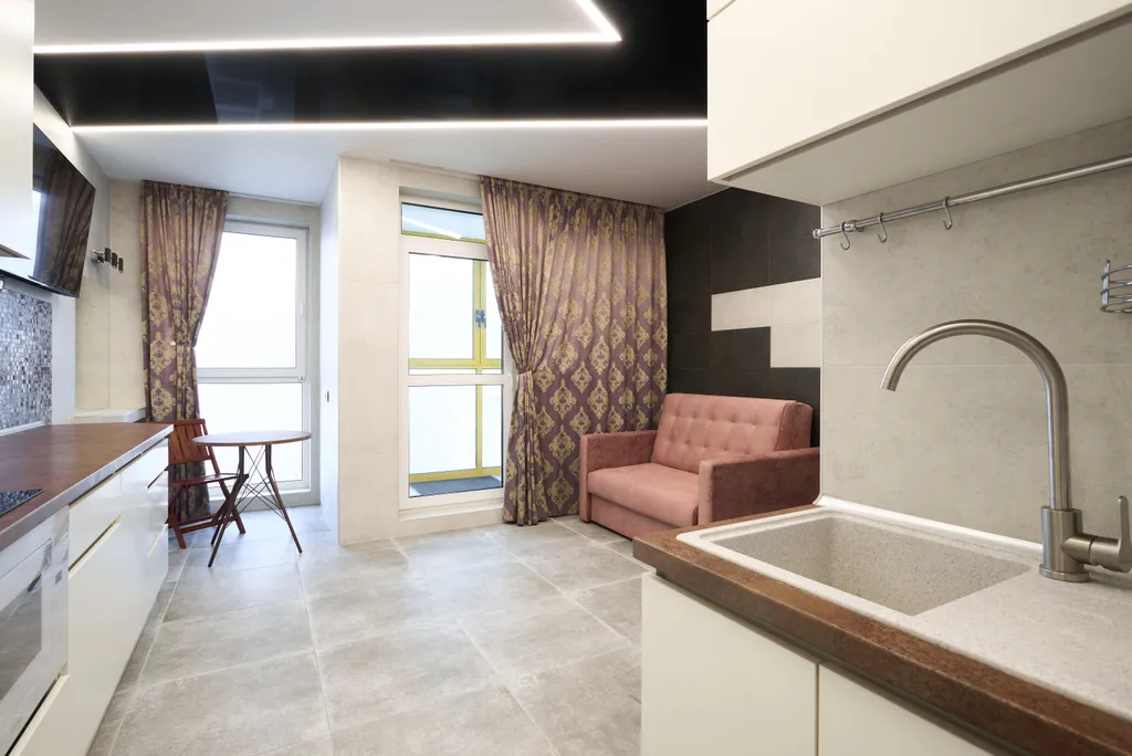 Студия с новым ремонтом (метро 5 минут пешком)