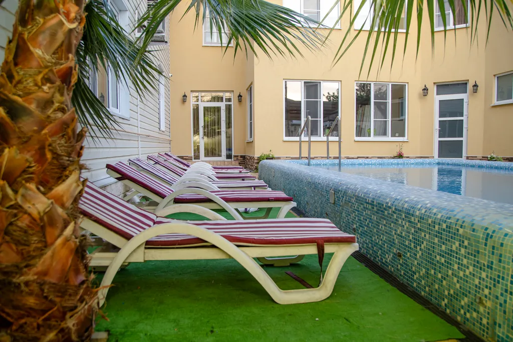 Отдельный коттедж "Регина" с бассейном и хаммамом  рядом с Сочи Парком