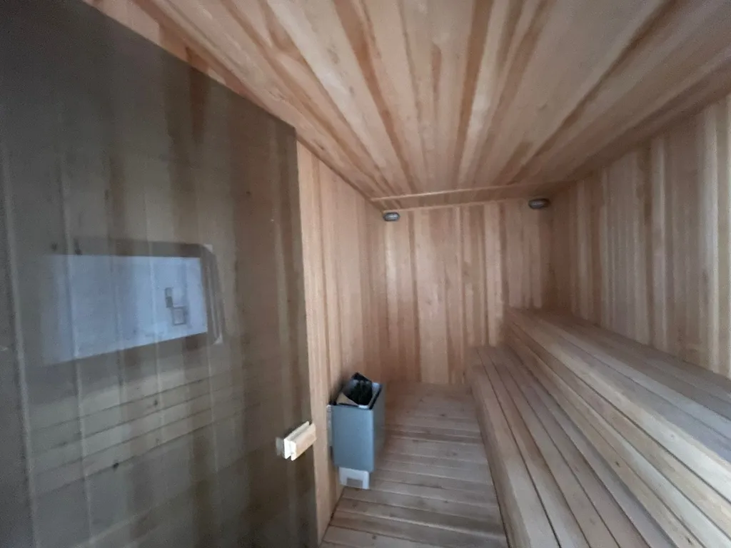 Чудесная новая квартира с видом на горы и море