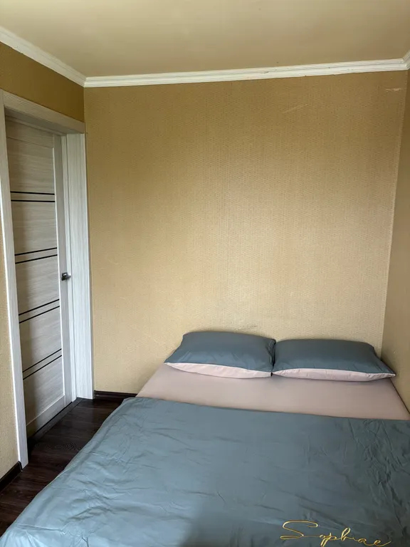 Двухэтажный коттедж на зелёной территории