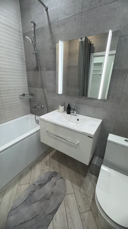 Уютная современная квартира