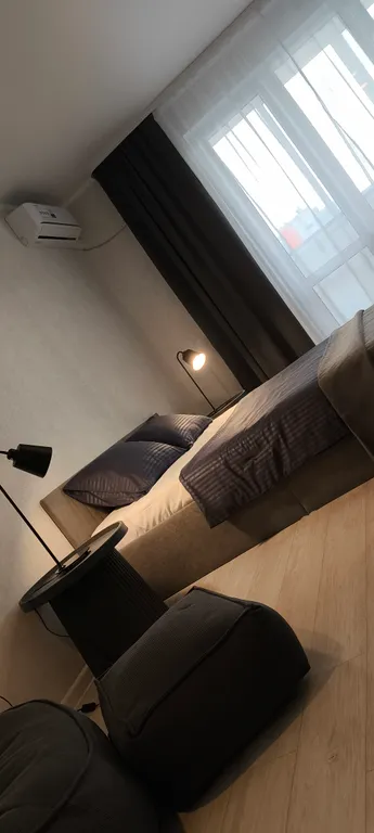 Уютная квартира-студия в новом доме с новой мебелью