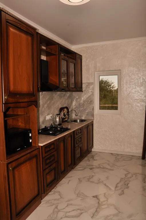 Дом с бассейном