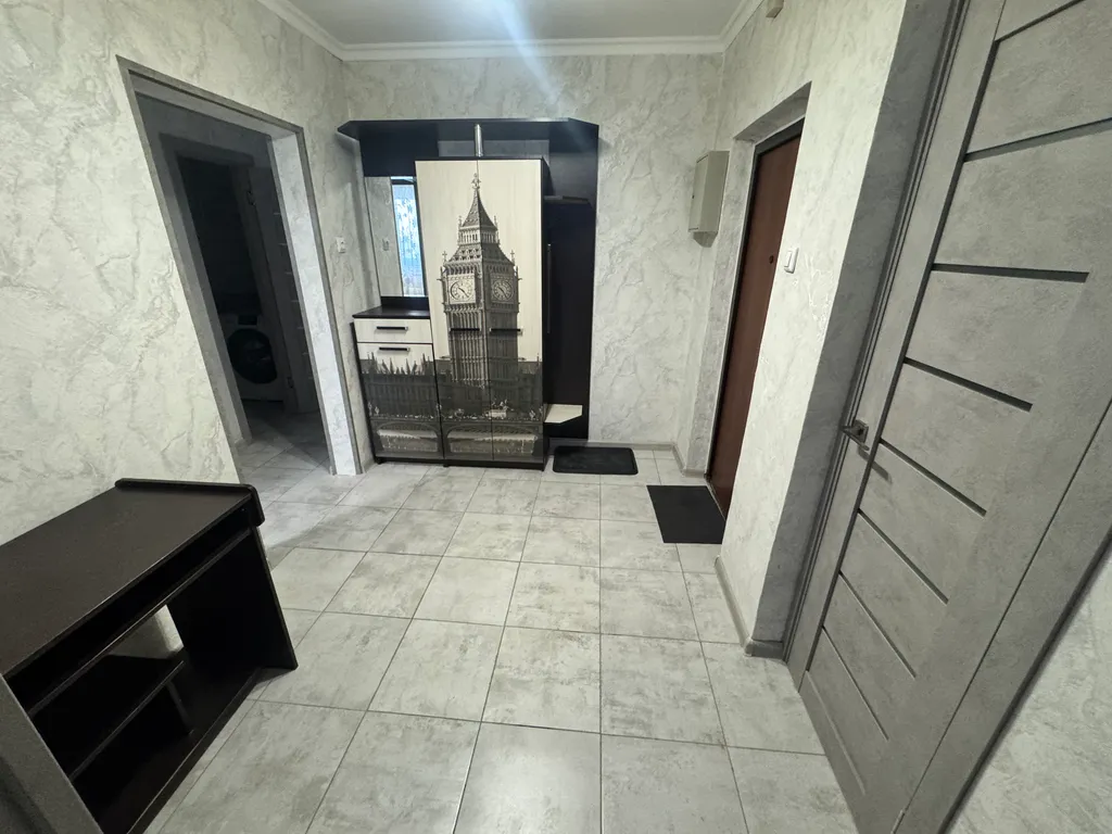 Просторная 2-х комнатная квартира с евроремонтом