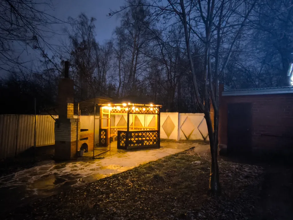 Дом с баней, беседкой и мангальной зоной для отдыха