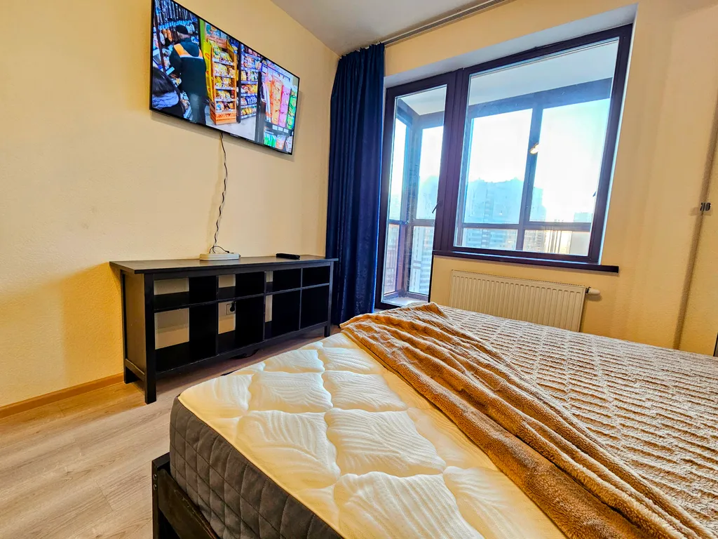 Просторная квартира 40кв в 5 минутах от метро — аренда посуточно в Мурино