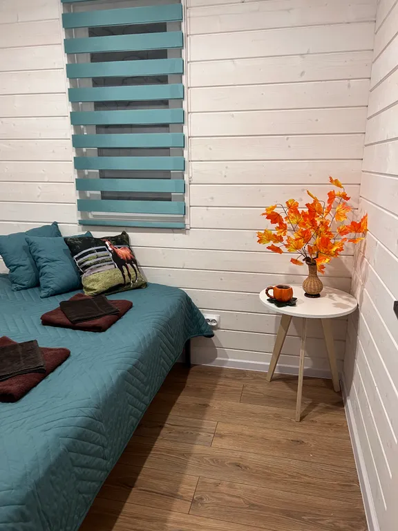 Коттедж Домик Бонапарт на базе отдыха Монтенегро — Волковицы