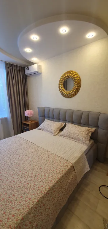 Квартира на набережной