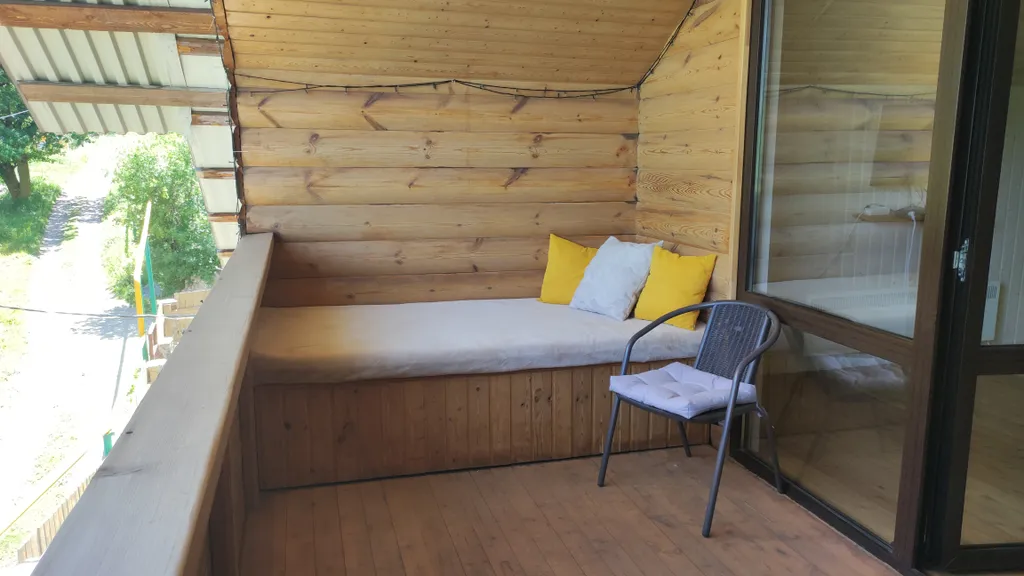 Коттедж с видом на горы и горную речку