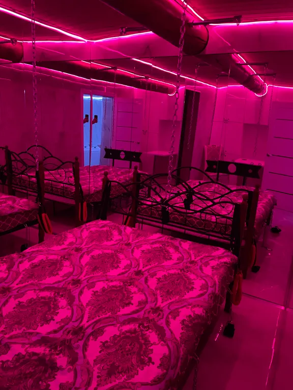 Коттедж Коттедж С сауной на дровах и «красной» комнатой — Санкт-Петербург