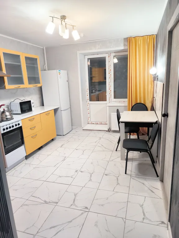 Просторная 4 -комнатная квартира возле московского проспекта