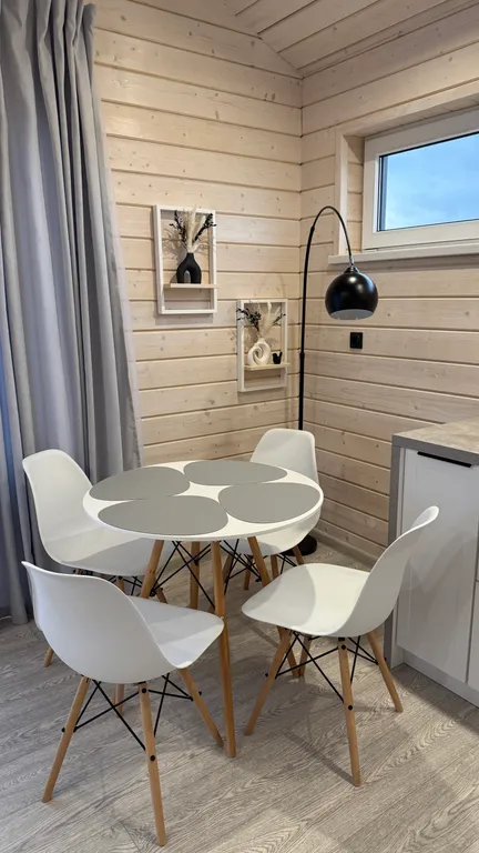 Домик с террасой