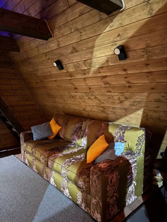 Треугольный дом лофт