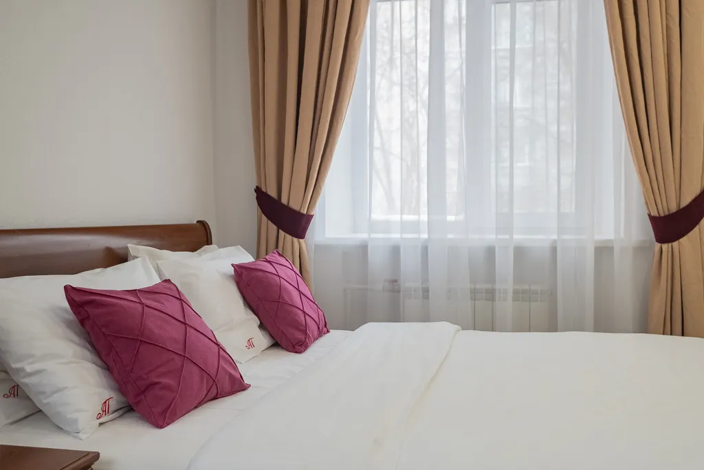 Двухкомнатная квартира с большой ванной в самом центре