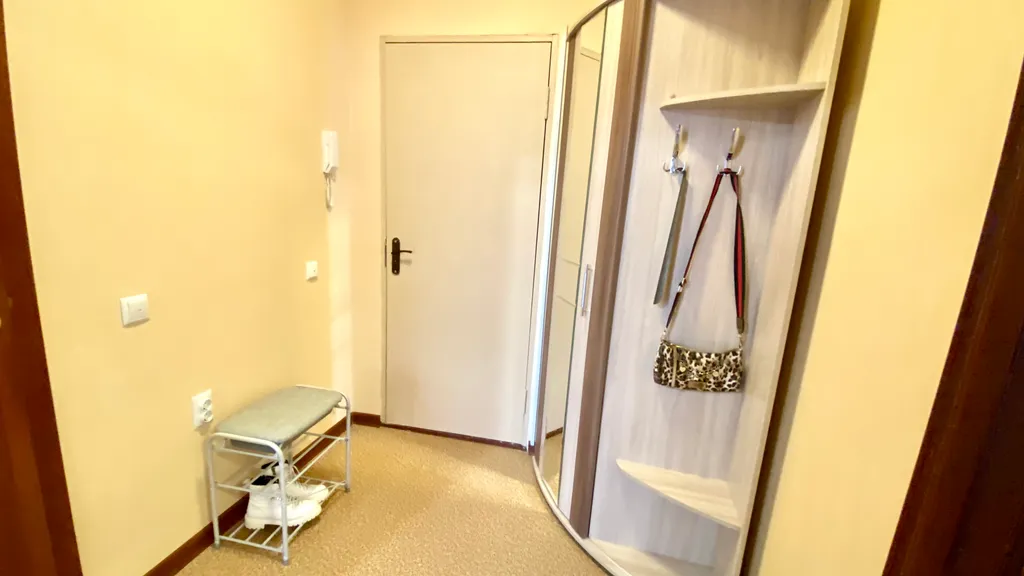 Уютная квартира рядом с ТЦ СитиМолл и Храмом