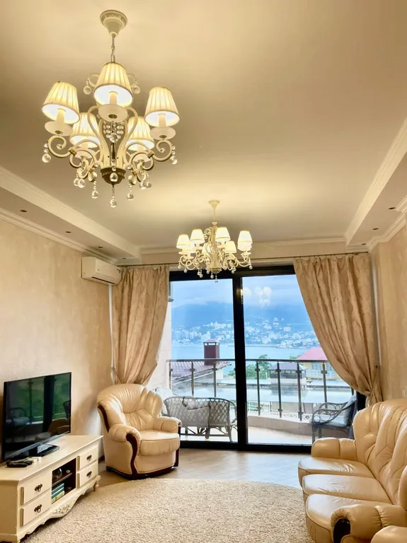 Квартира Апартаменты с видом на море в районе гостиницы Ялта Интурист — аренда посуточно в Отрадное