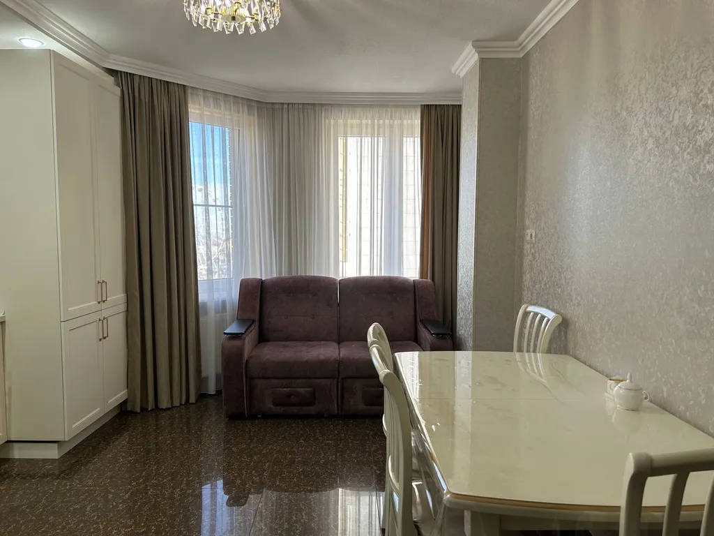 Просторная 2-комнатная квартира