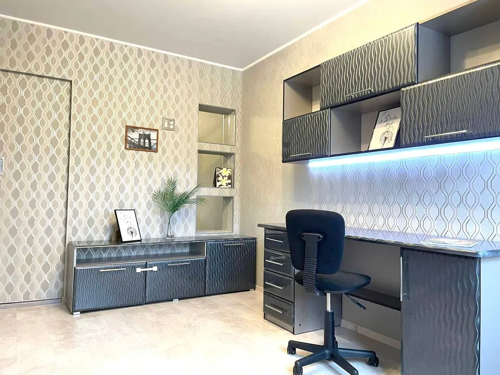 Поделам двушка рядом с ж/д вокзалом