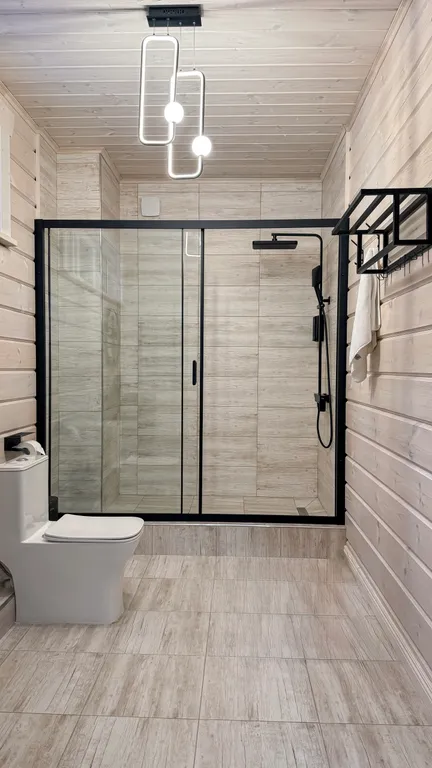 Двухэтажный коттедж в сосновом бору