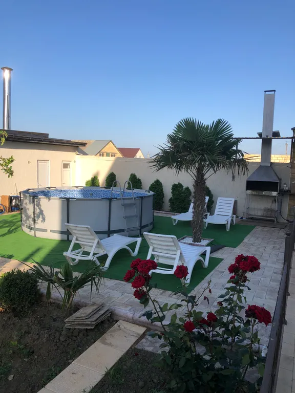 Уютный дом на море