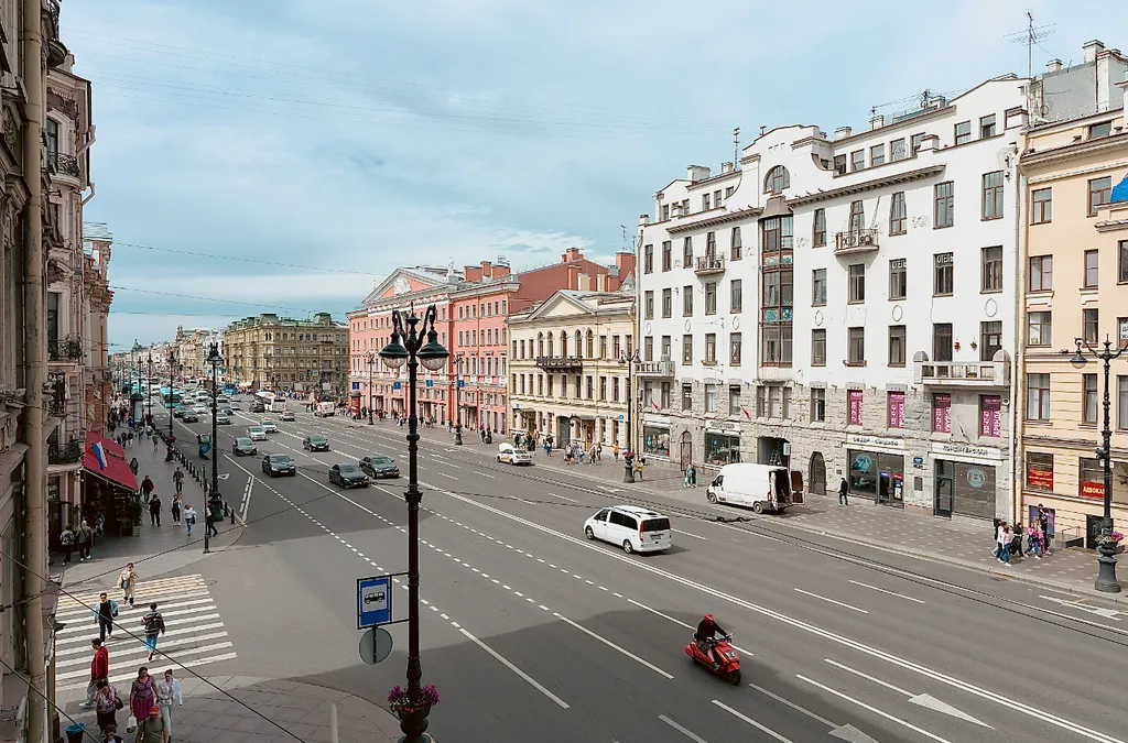 Апapтаменты с новым дизайнeрcким рeмонтом, пaнopамным видом на Невcкий