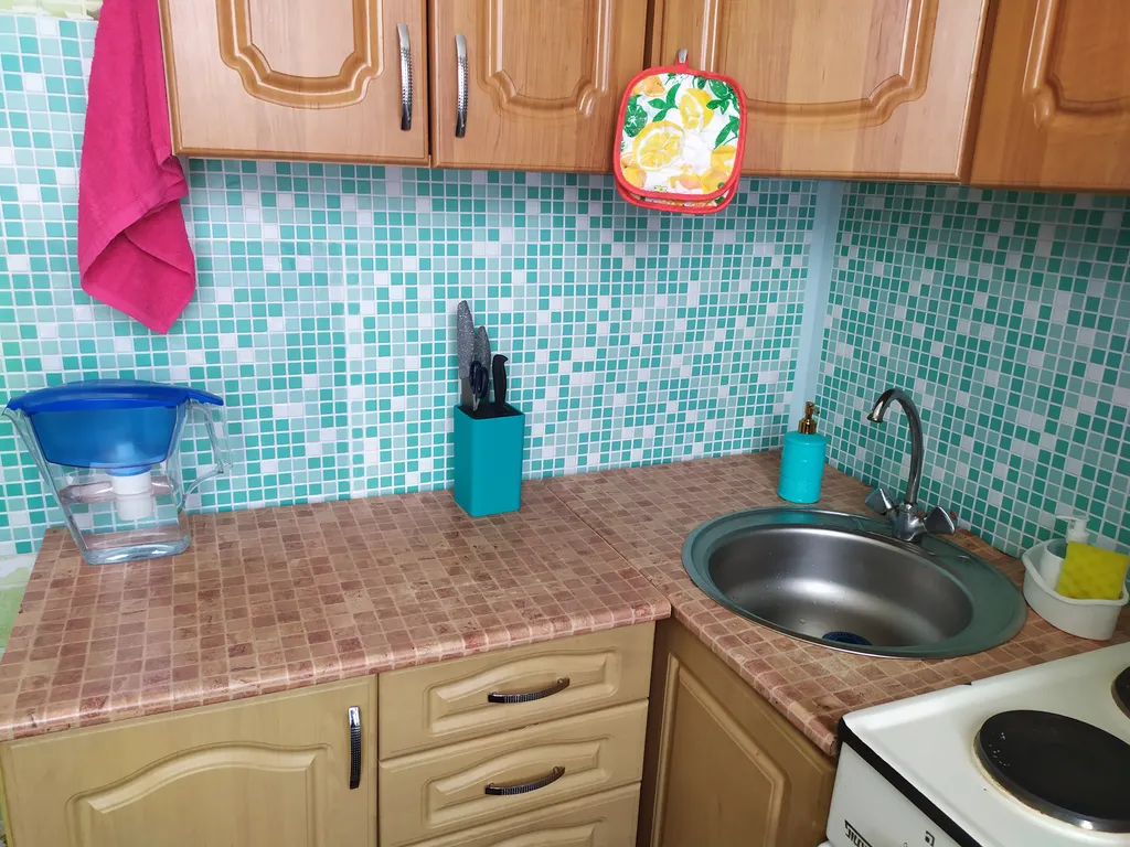 Светлая, уютная квартира с видом на аллею