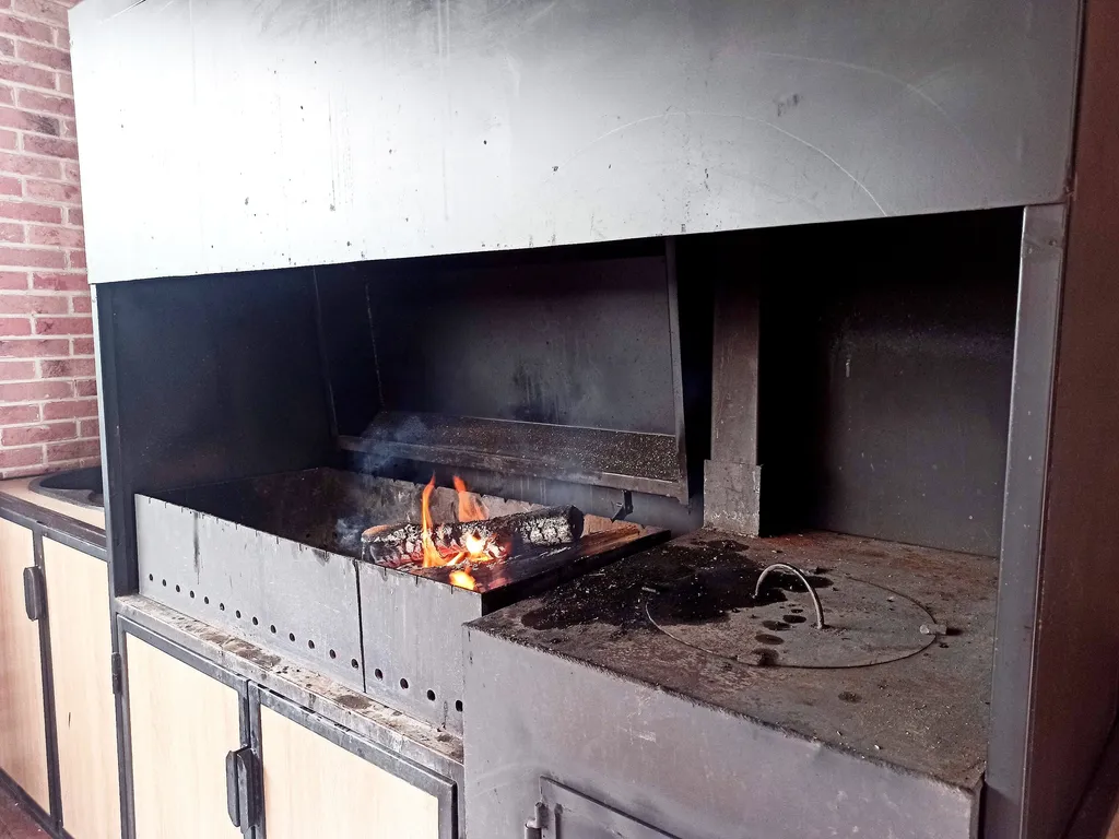 Коттедж Уютный дом с большой мангальной зоной в черте города — Казань