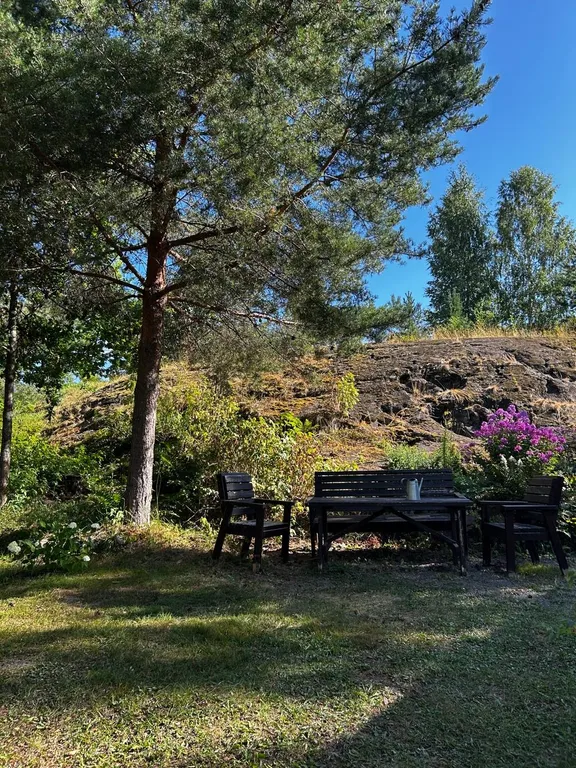 Дом на берегу озера