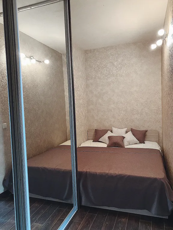 Квартира Квартира напротив ТЦ Планета — Красноярск