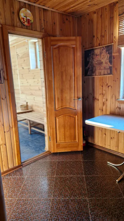 Дом с баней и парковкой