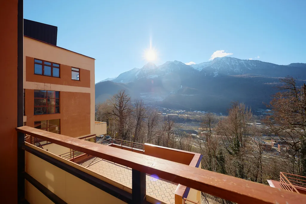 Стильный апартамент с видом на горы