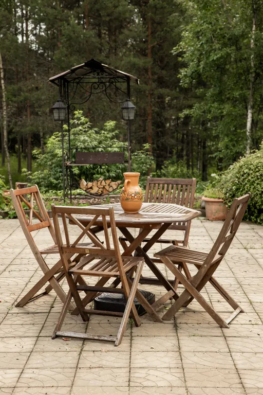 Розовая дача в Грузино