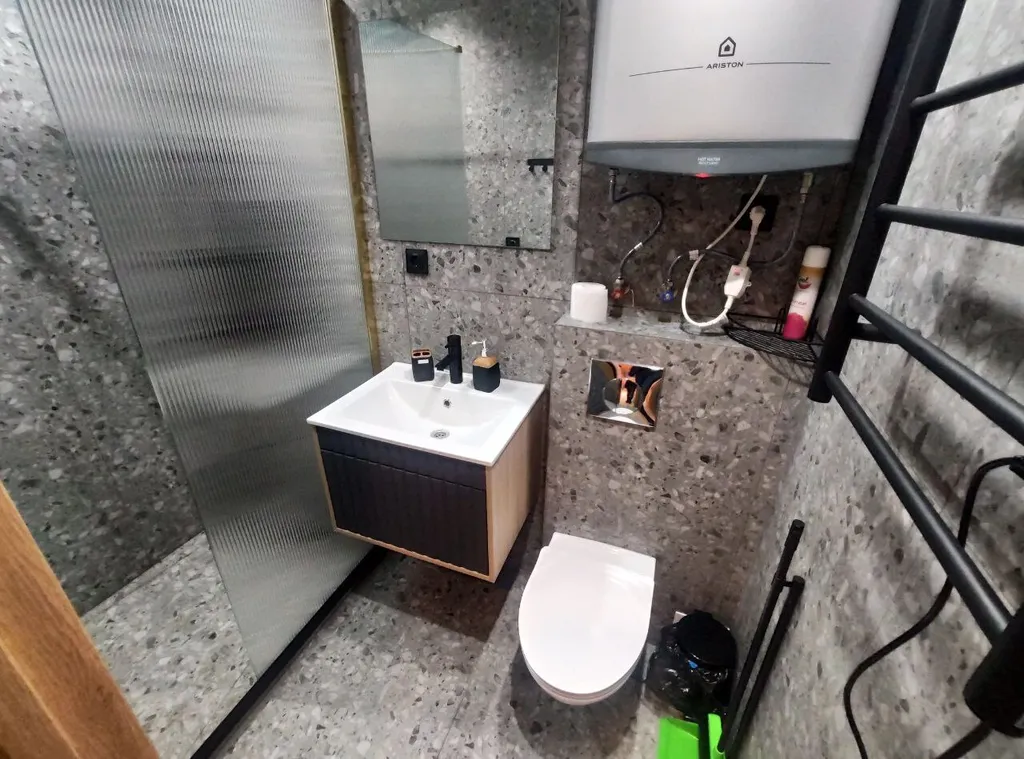 Уютный домик у озера рядом с баней на двоих