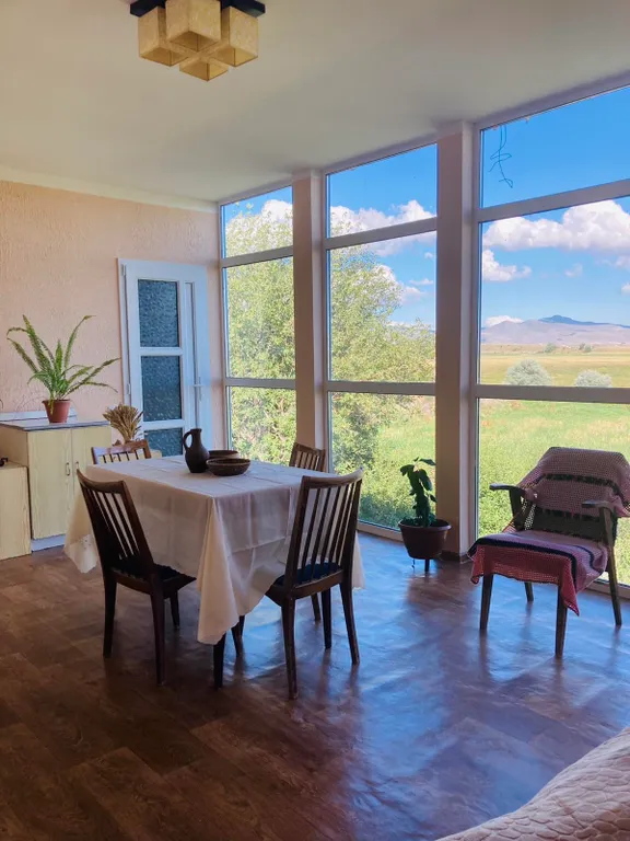 Коттедж Дом Армянские Традиции — аренда посуточно в Гюмри