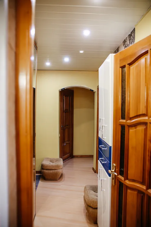 Двухкомнатная квартира рядом с жд станцией