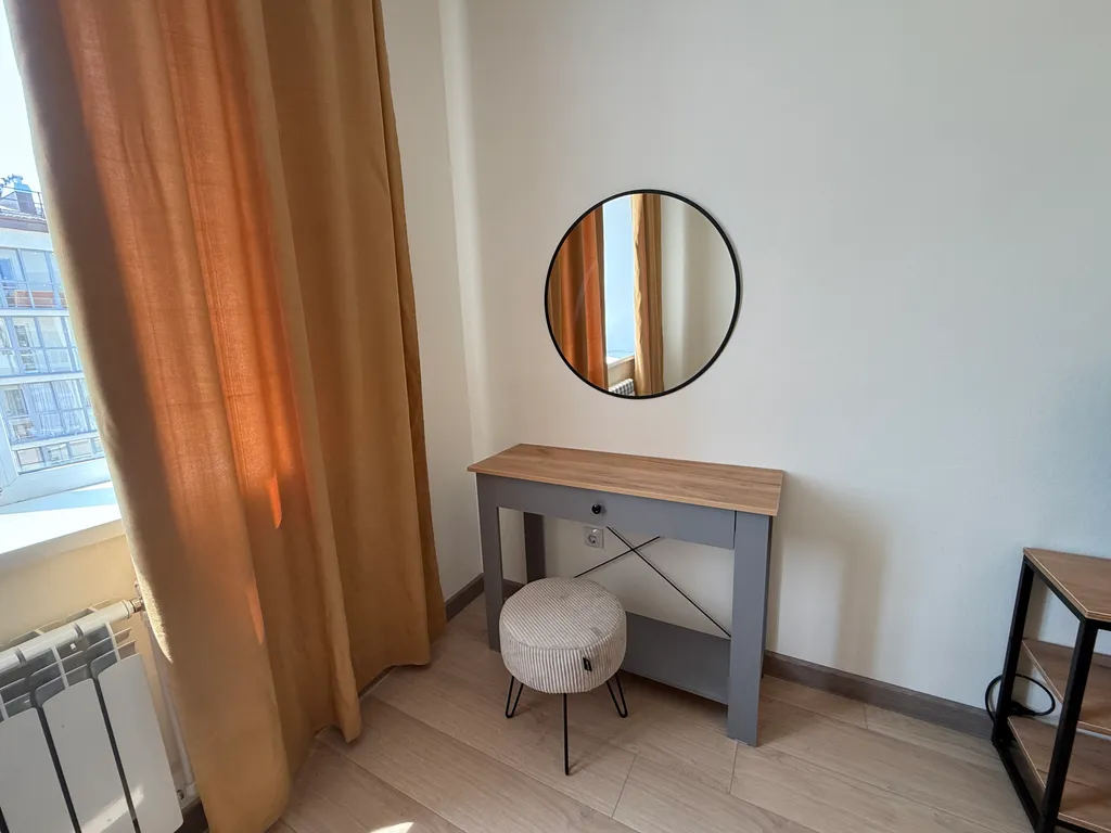 Уютная квартира в новостройке, центре города