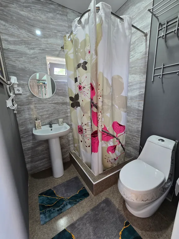 Коттедж Домик для двоих на первой береговой линии — Кучугуры