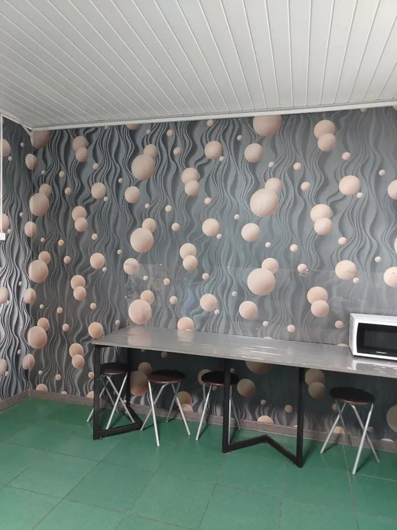 Комната с видом на горы