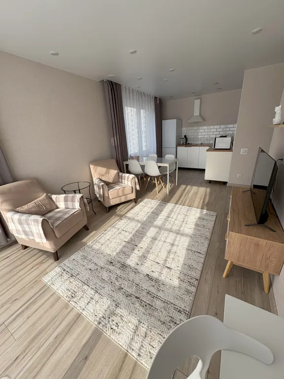 2+ с панорамным видом идеальна во всем