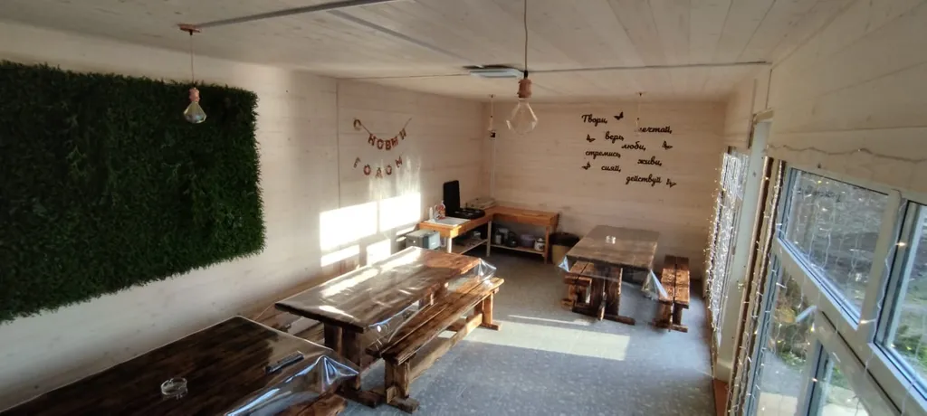 Романтик у реки