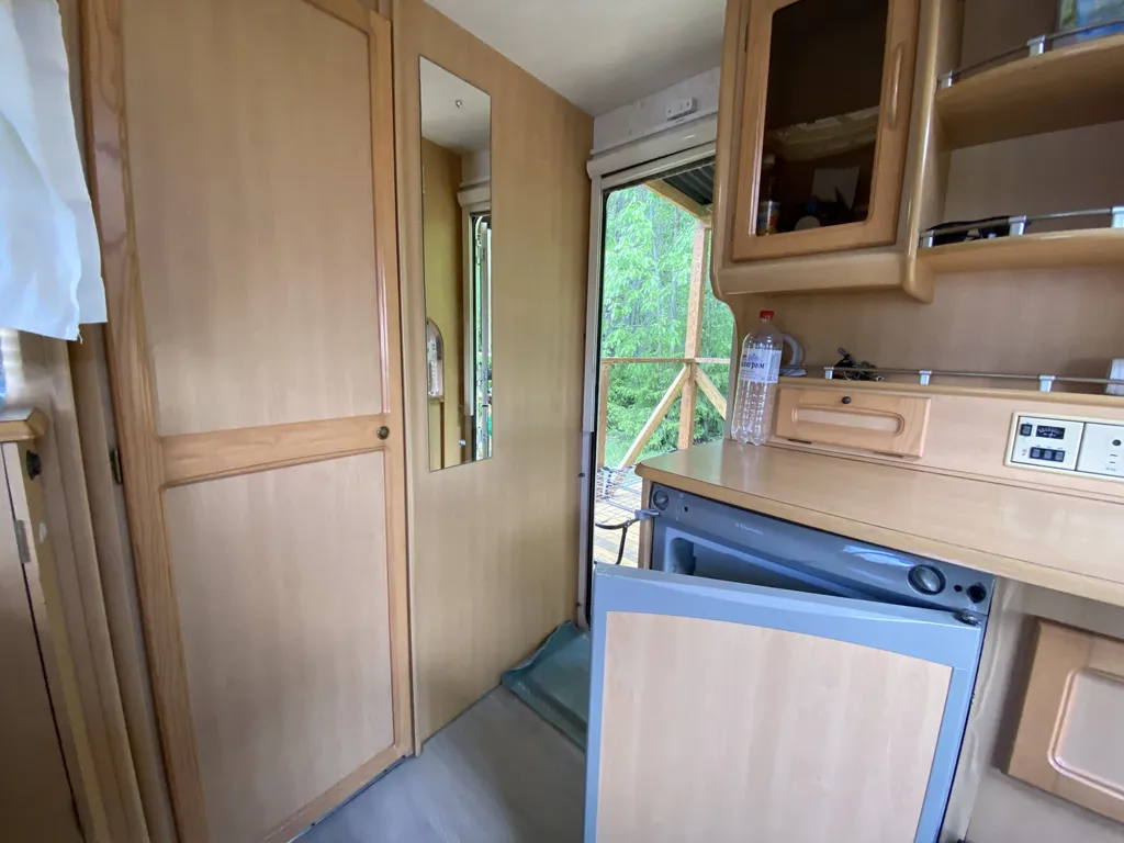 Коттедж Домик в лесу — Кобрино