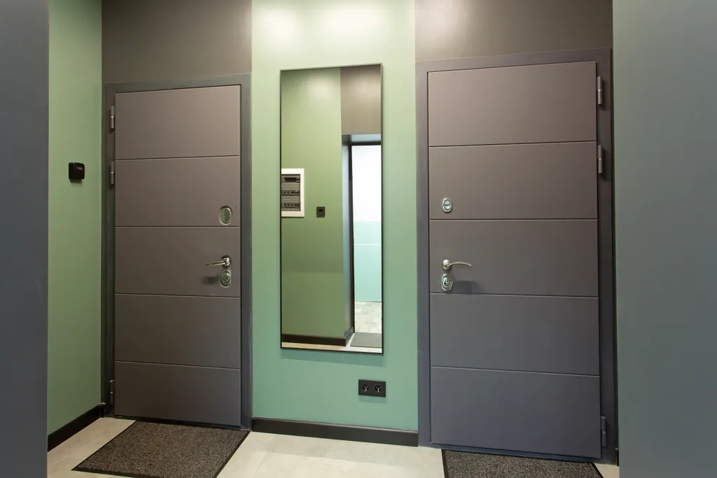 Апартамент на берегу реки с собственной террасой и выходом в парк