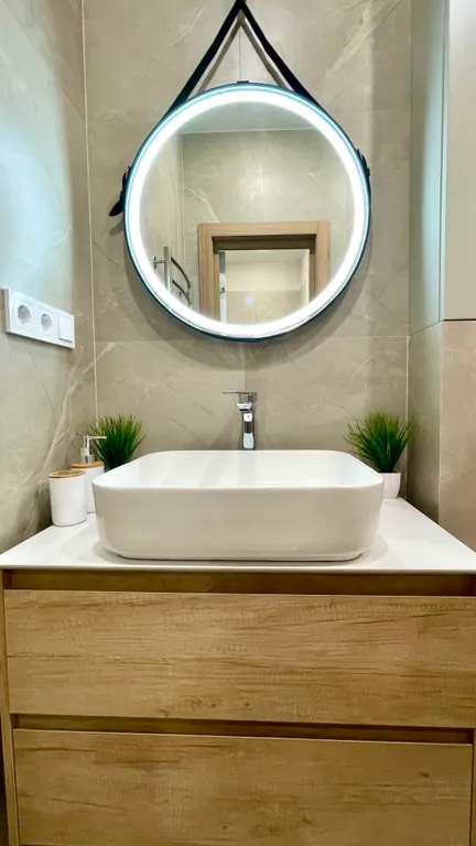 Дизайнерская видовая квартира с террасой и камином