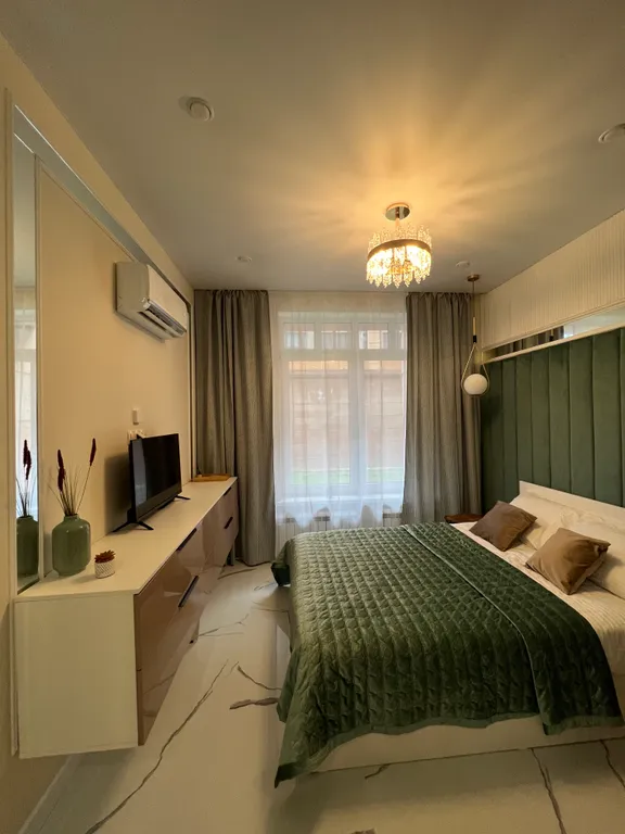 Красивая студия в центре, рядом Белоусовский парк