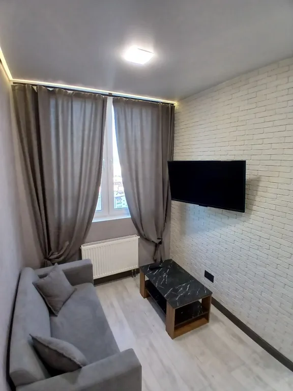 Студия с дизайнерским ремонтом в Заречном