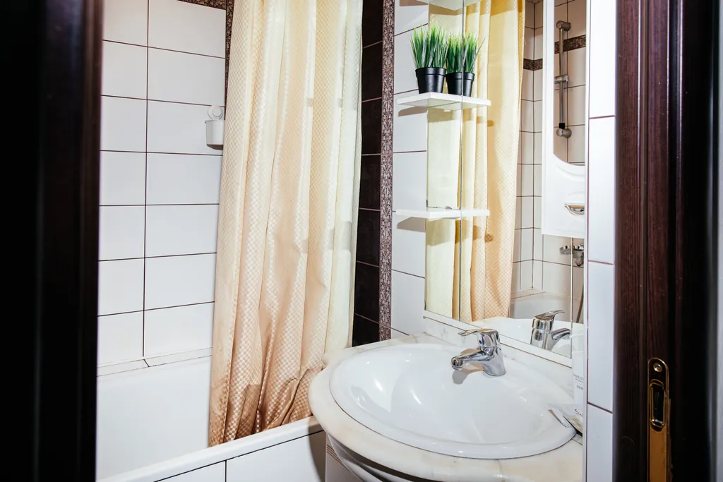 2 минуты до набережной Брюгге